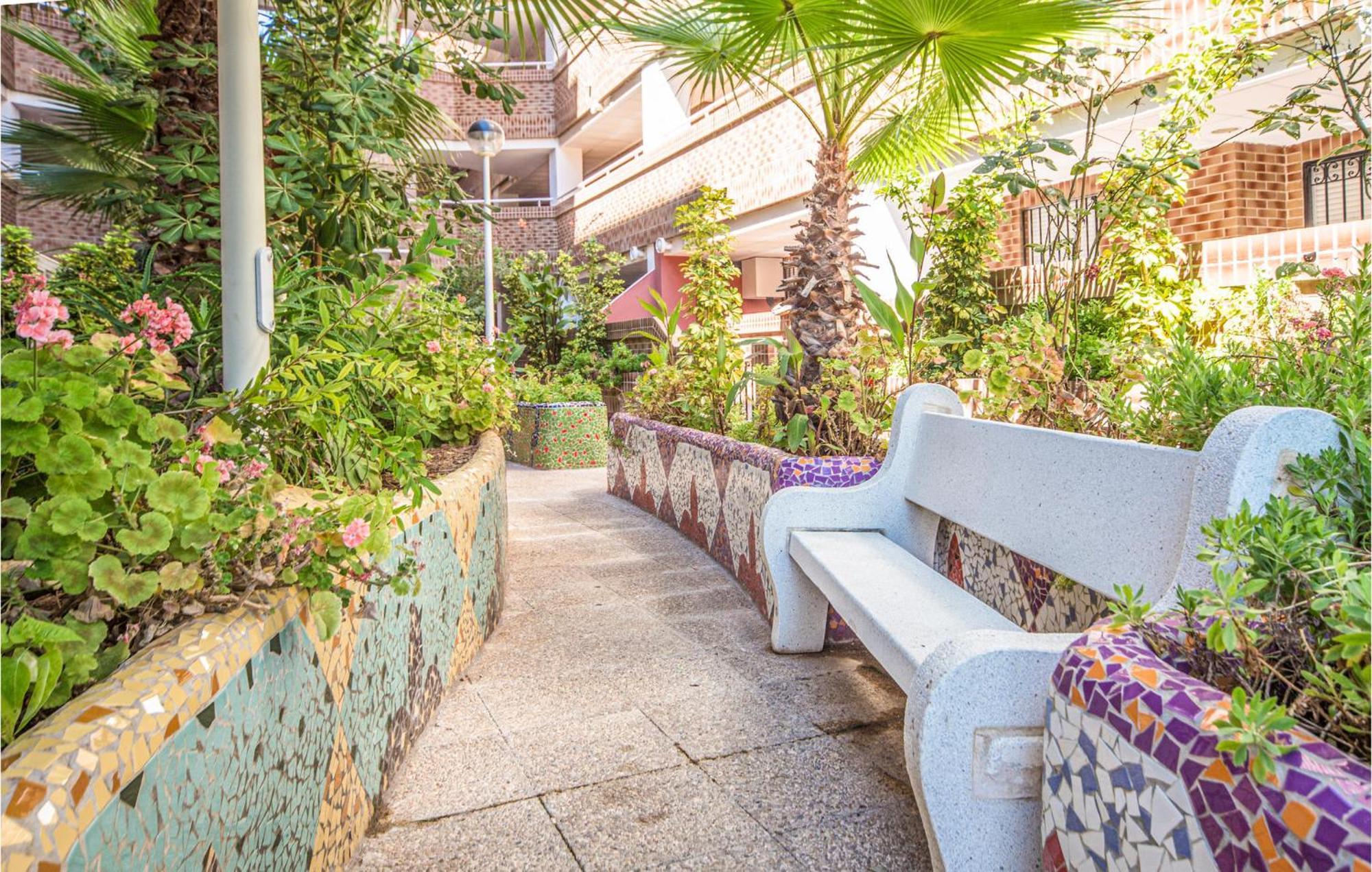 2 Bedroom Lovely Apartment In Oropesa Del Mar Luaran gambar