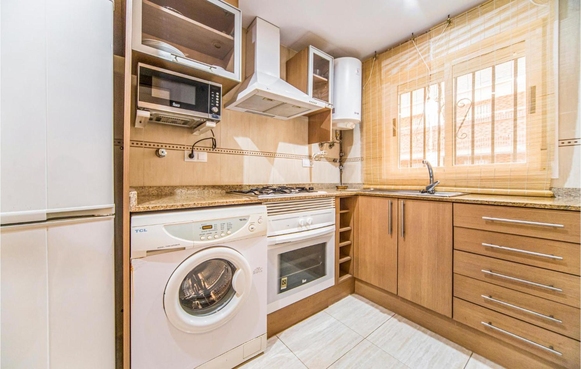 2 Bedroom Lovely Apartment In Oropesa Del Mar Luaran gambar